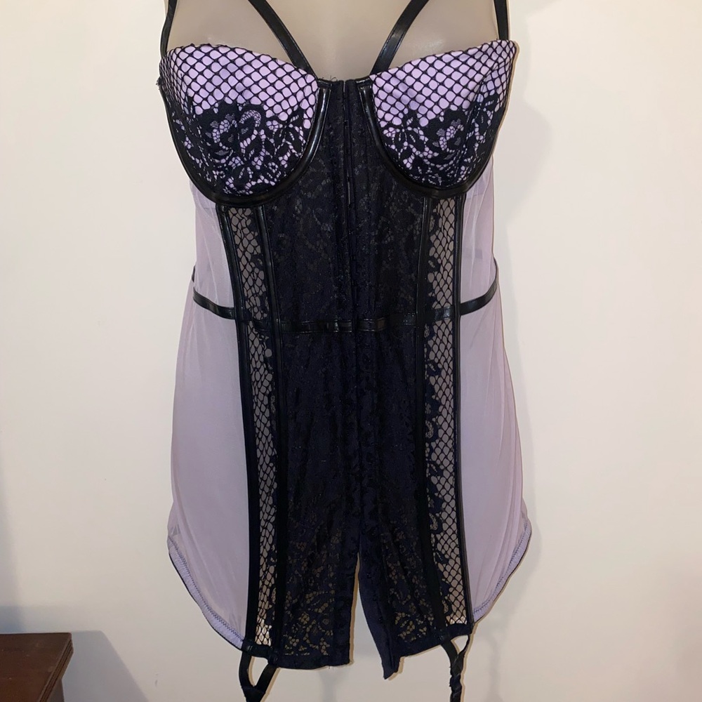 New! Victoria's Secret Purple and Black Lace Bustier